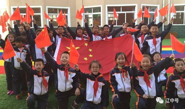 尉氏县小陈乡:蔬菜大棚春意浓 增收致富忙不停